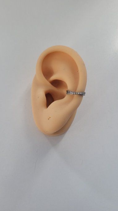 Piercing conch 