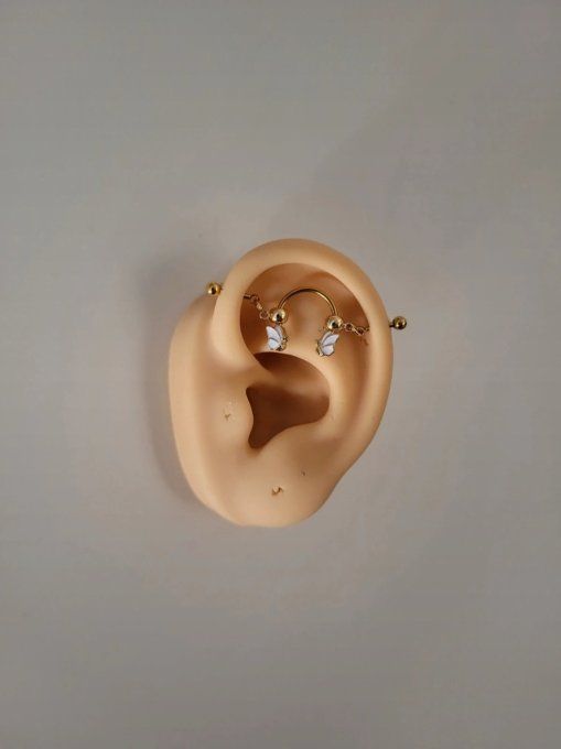 Piercing industriel papillon