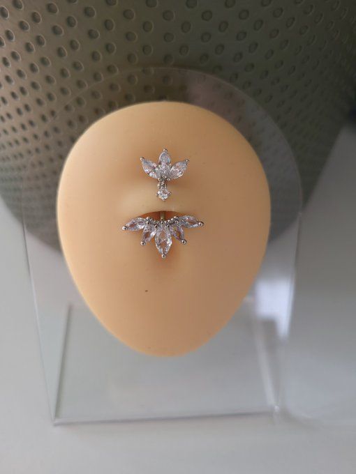 Piercing nombril elegant