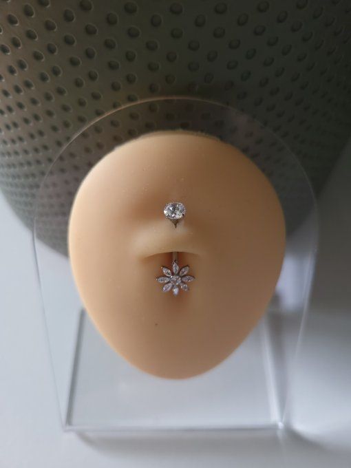 Piercing nombril Fleur 